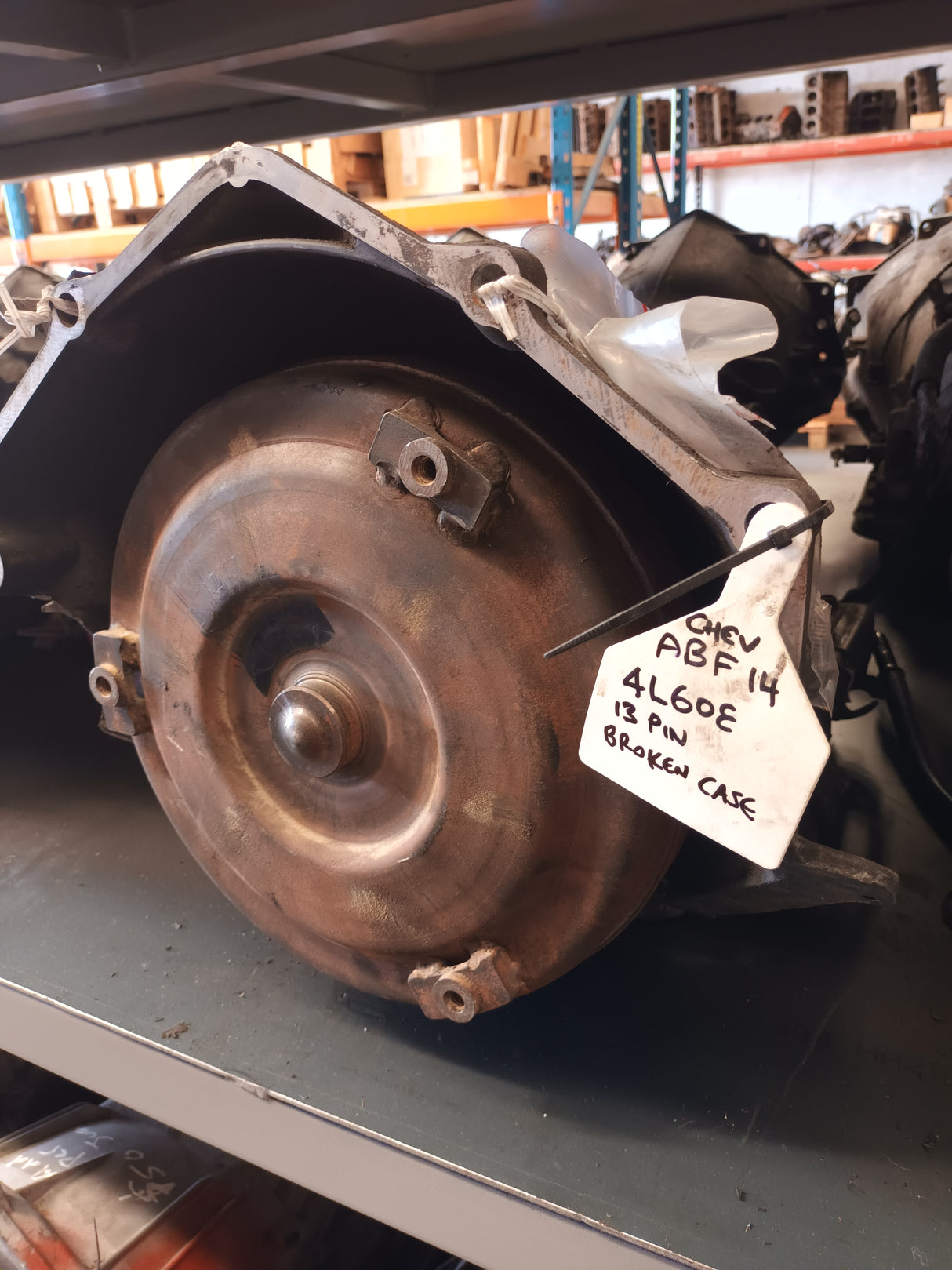 CHEV TRANSMISSION 4L60E BROKEN CASE USED CONDITION GOOD FOR REBUILDING