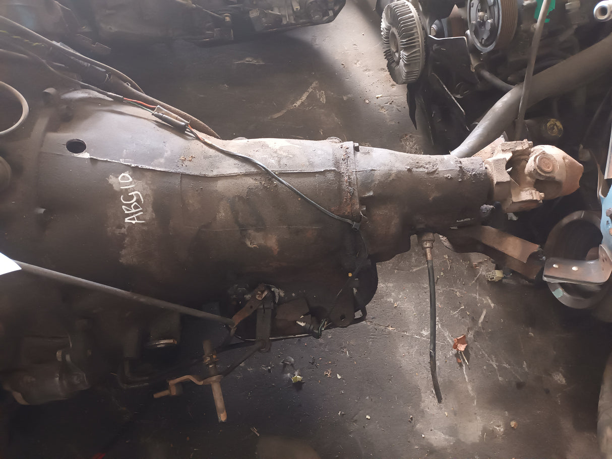MOPAR TRANSMISSION 727 BB FIXED YOKE USED CONDITION GOOD FOR REBUILDING
