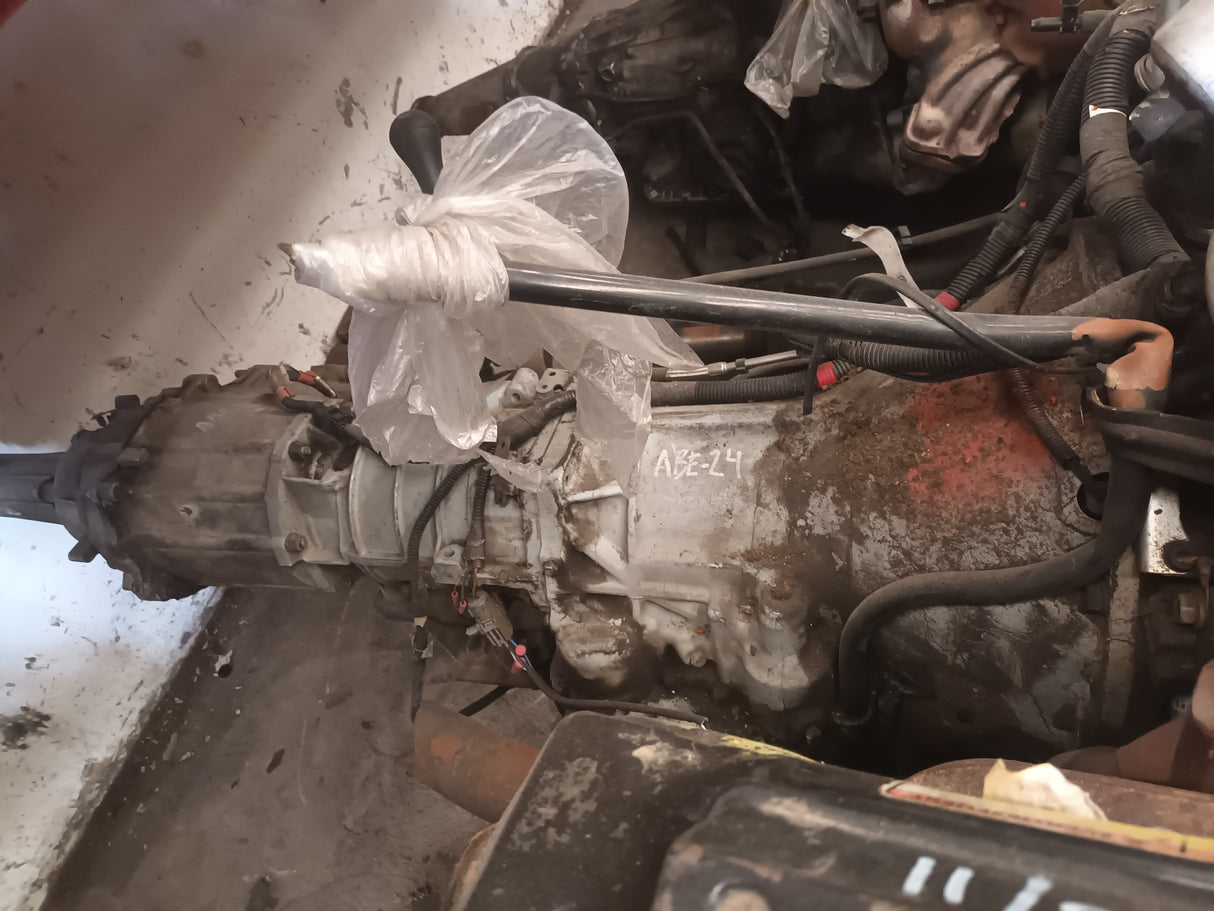 MOPAR TRANSMISSION 904 4X4 IN REBUILDABLE CONDITION