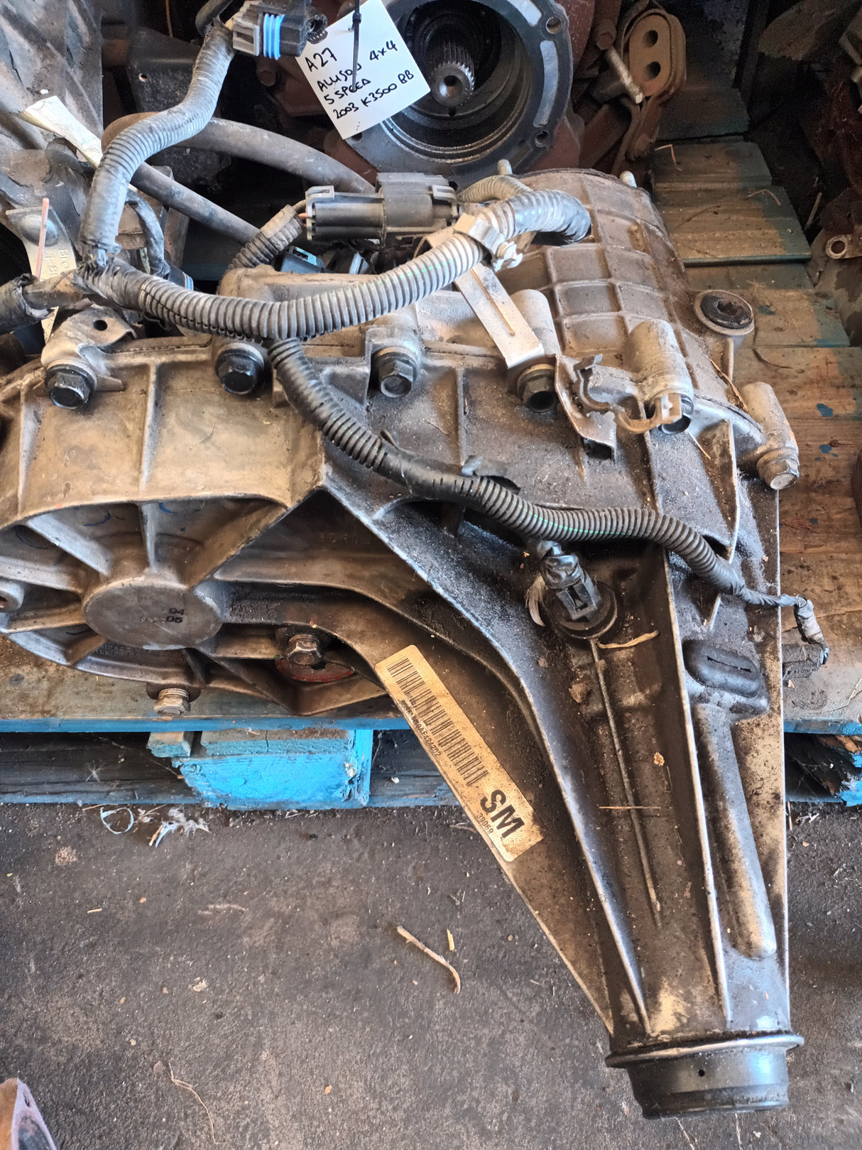 CHEV 4X4 TRANSFER CASE EX 496 BB 2003 K3500 WITH ELLISON TRANS. IN REBUILDABLE CONDITION.