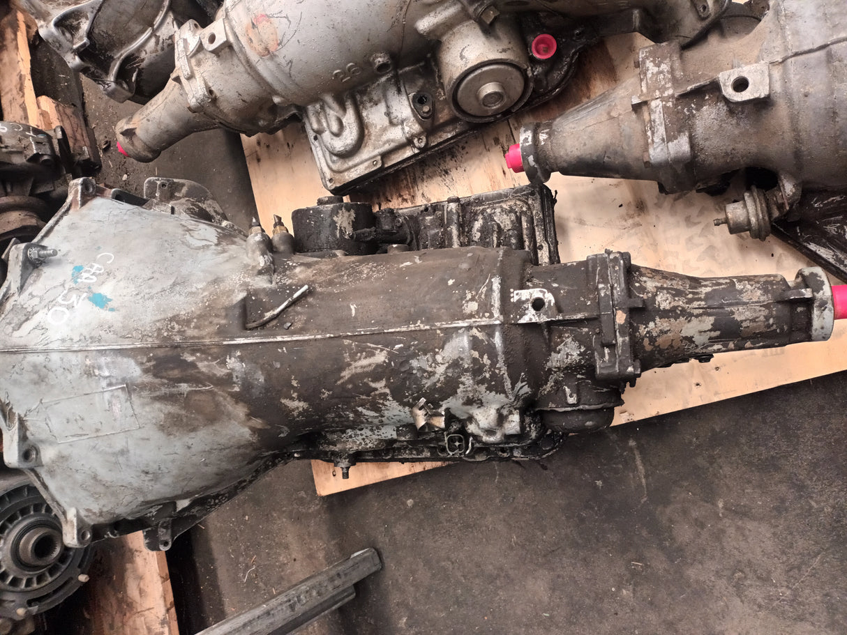 CHEV TRANSMISSION TH700 USED IN REBUILDABLE CONDITION