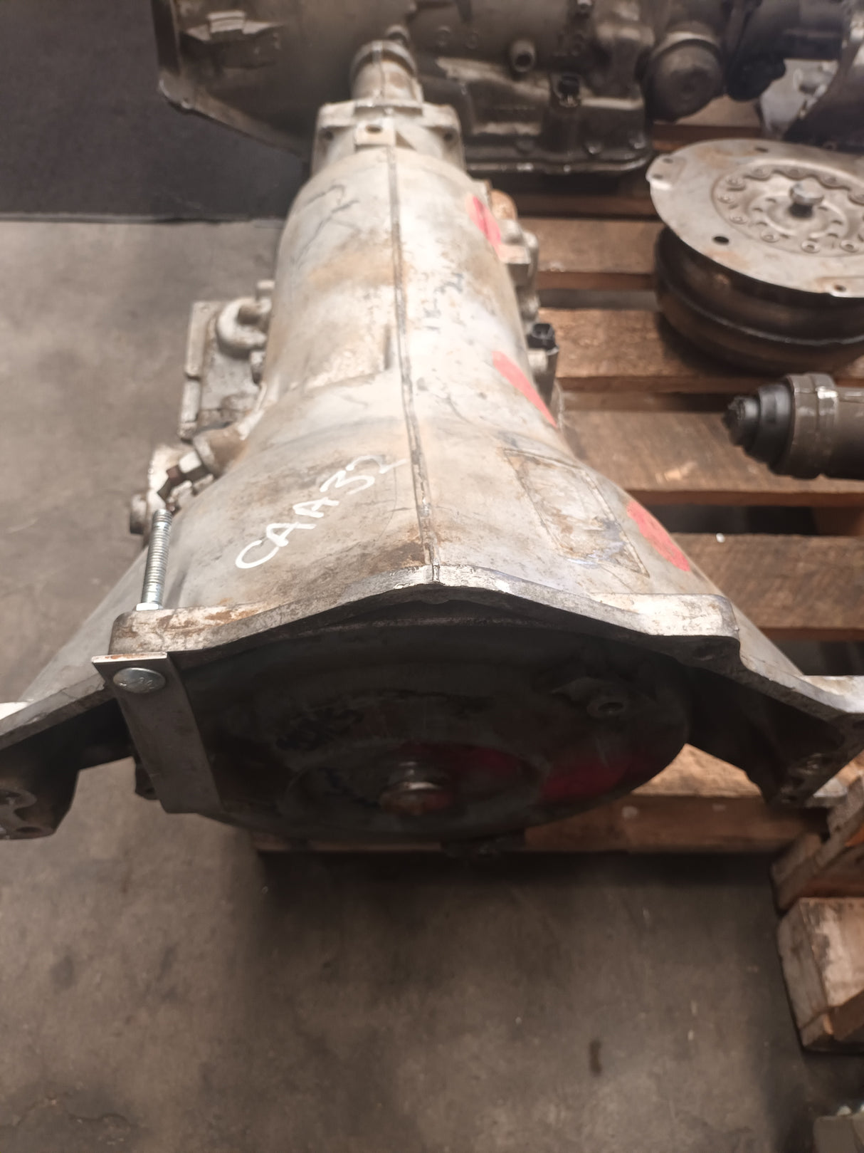 CHEV TRANSMISSION TH700 USED IN REBUILDABLE CONDITION