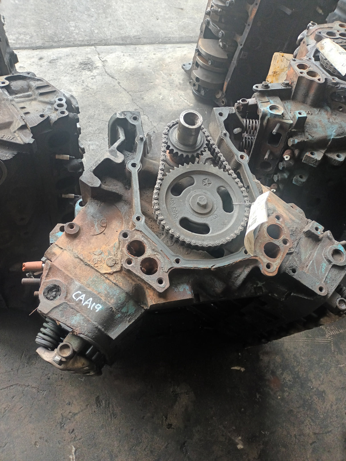 MOPAR 440 LONG ENGINE USED IN REBUILDABLE CONDITION BLOCK 3698830-440-8