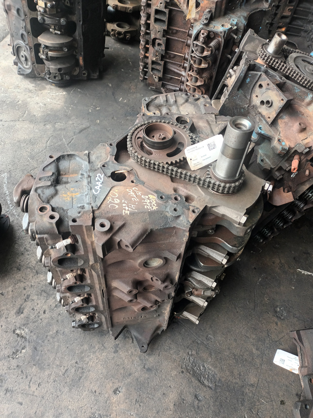 FORD 429 LONG ENGINE USED IN REBUILDABLE CONDITION