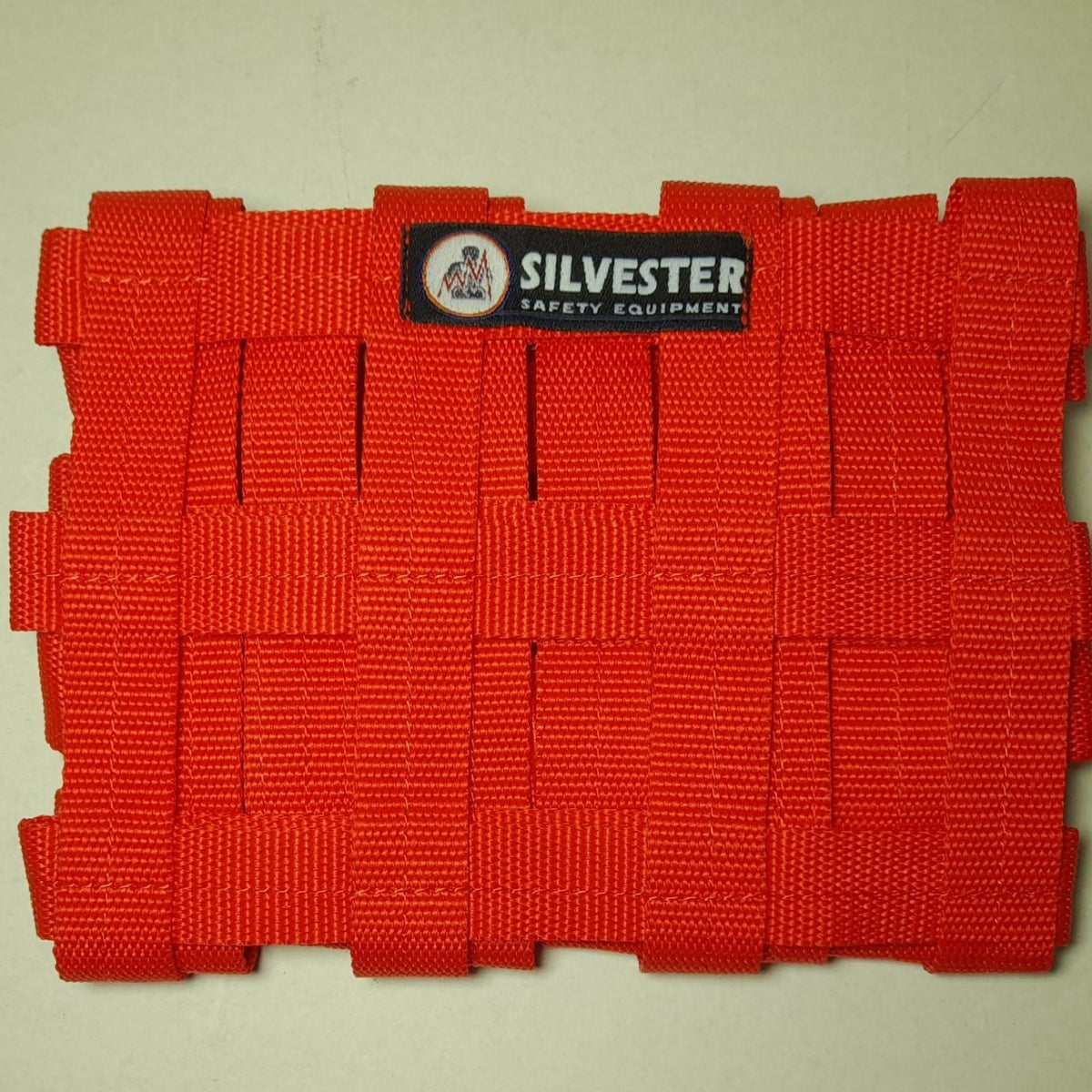WINDOW NET RED – Silvester V8