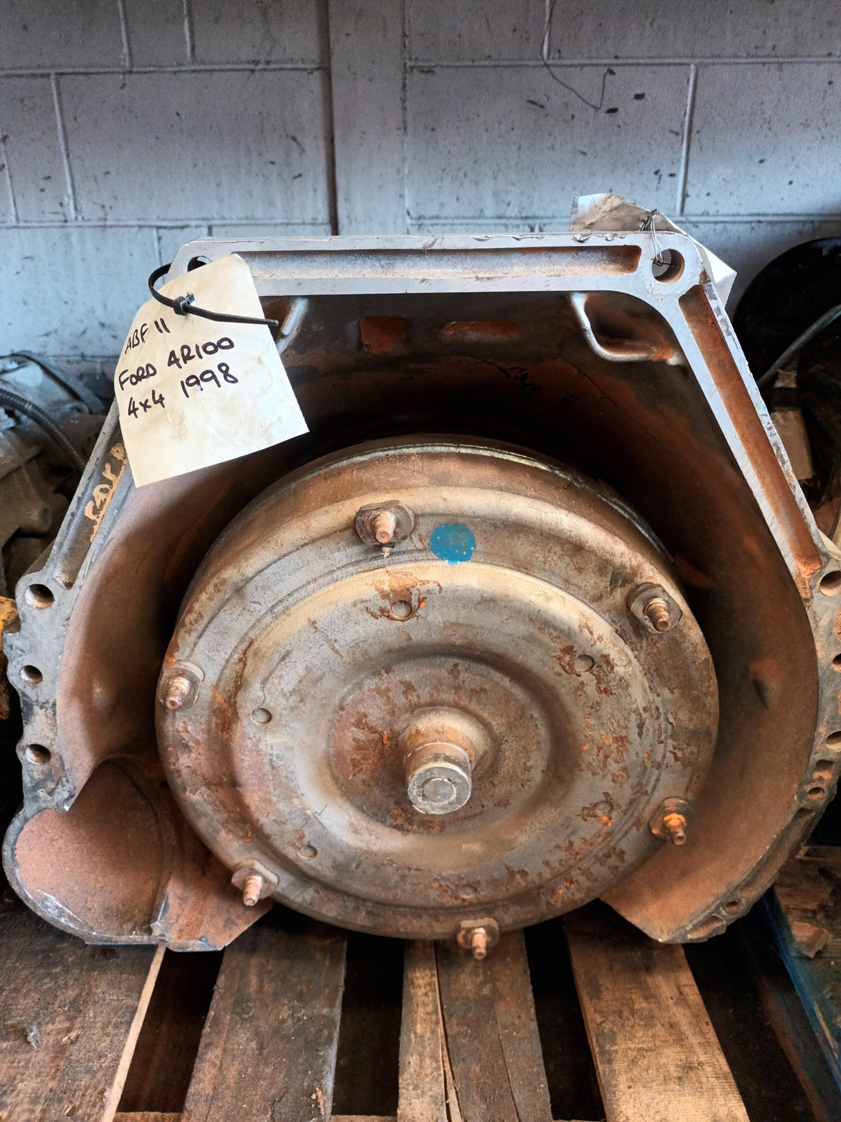 TRANSMISSION FORD 4R100 4x4 1998- USED CONDITION GOOD FOR REBUILDING