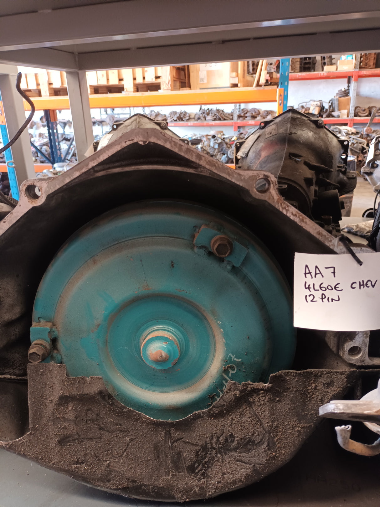 CHEV TRANSMISSION 4L60E. IN REBUILDABLE CONDITION.