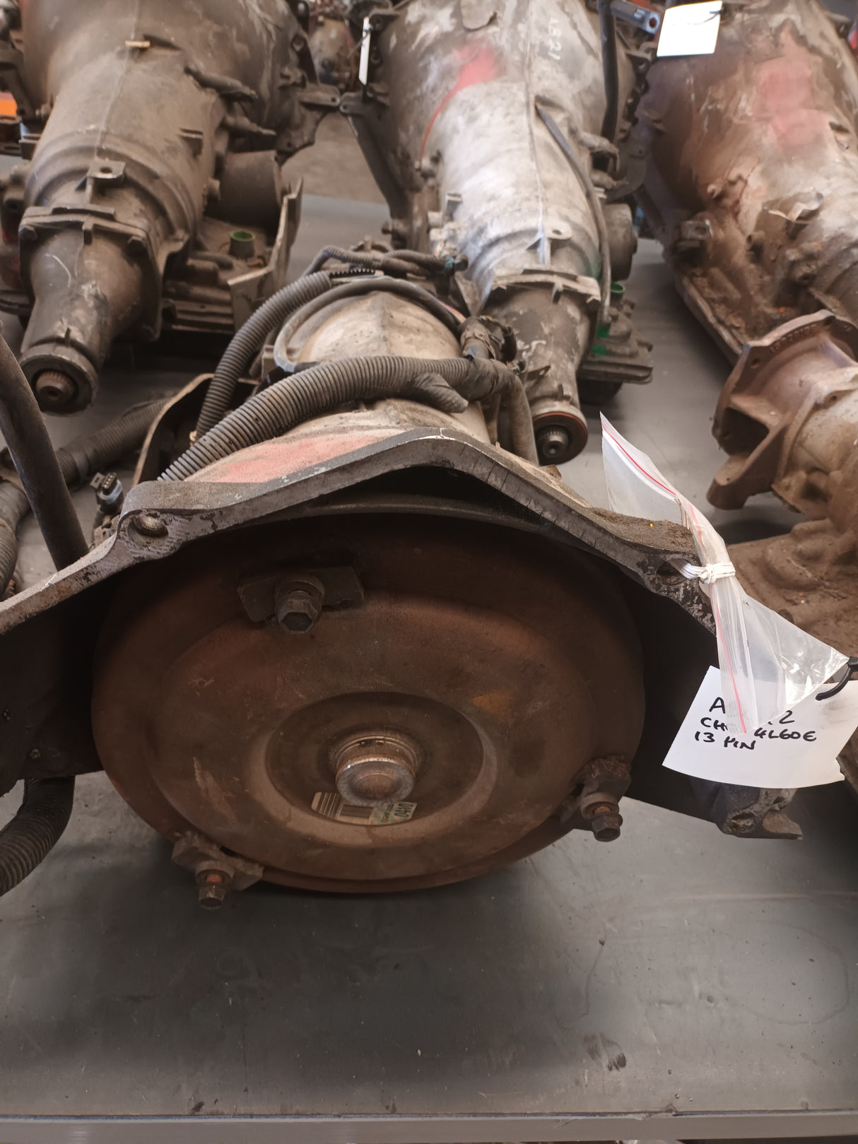 CHEV TRANSMISSION 4L60E. IN REBUILDABLE CONDITION