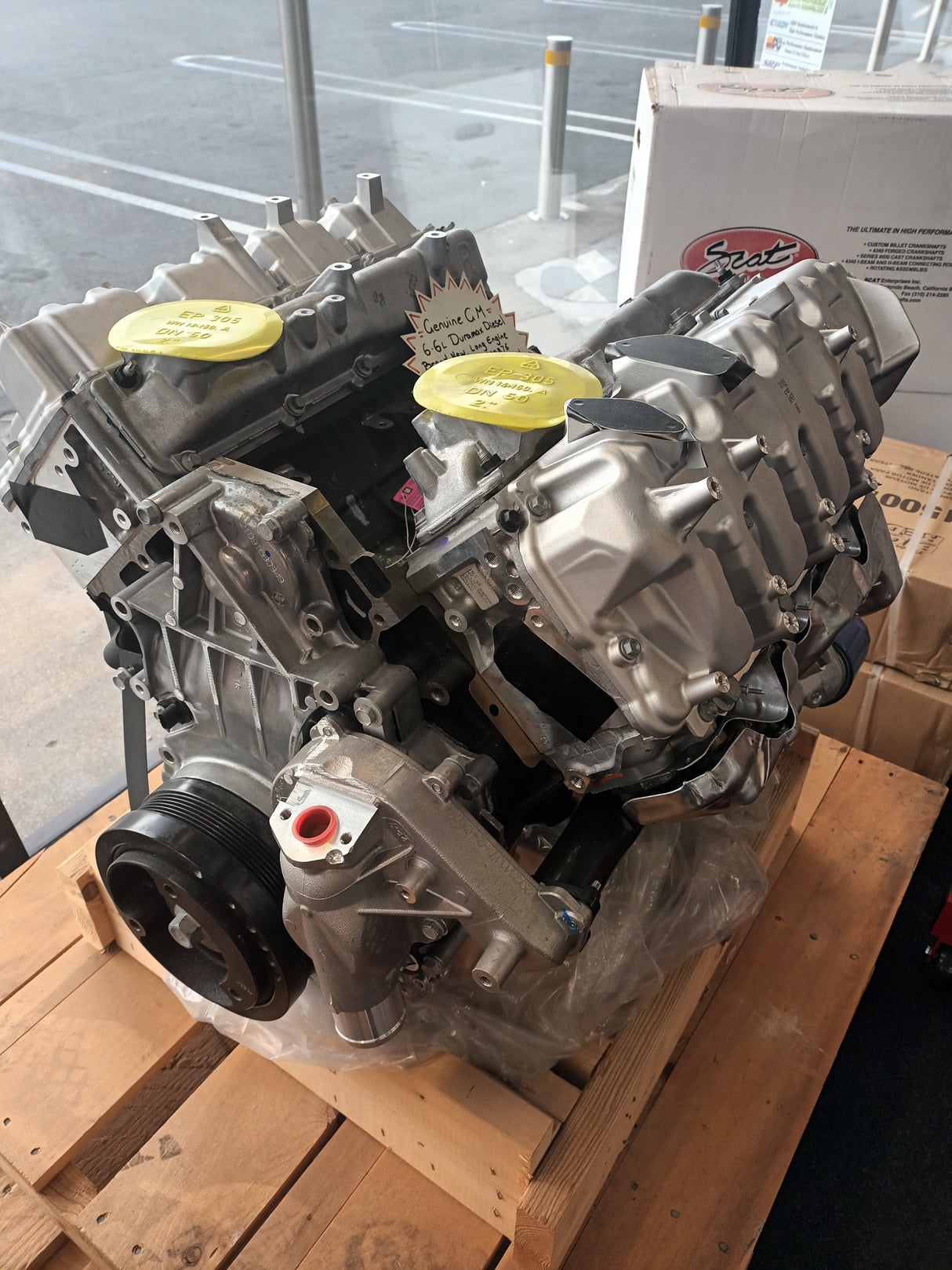 ENGINE. GM DURAMAX 6.6 DIESEL. L5P MODEL.