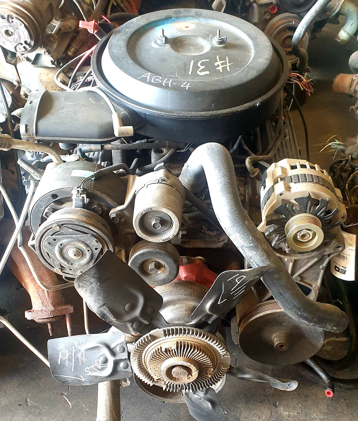 Chev 350 Engine