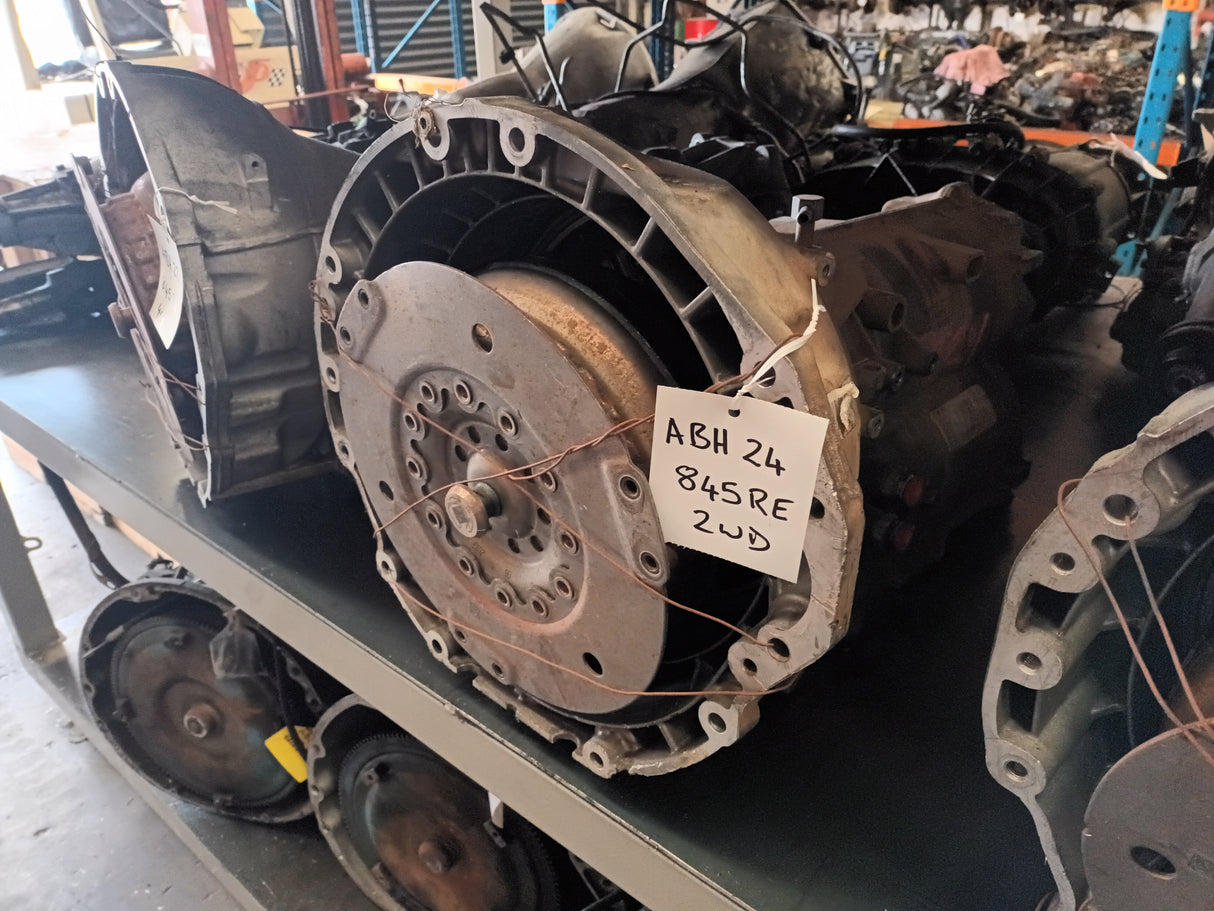 TRANSMISSION ZF 845RE 2WD USED IN REBUILDABLE CONITION