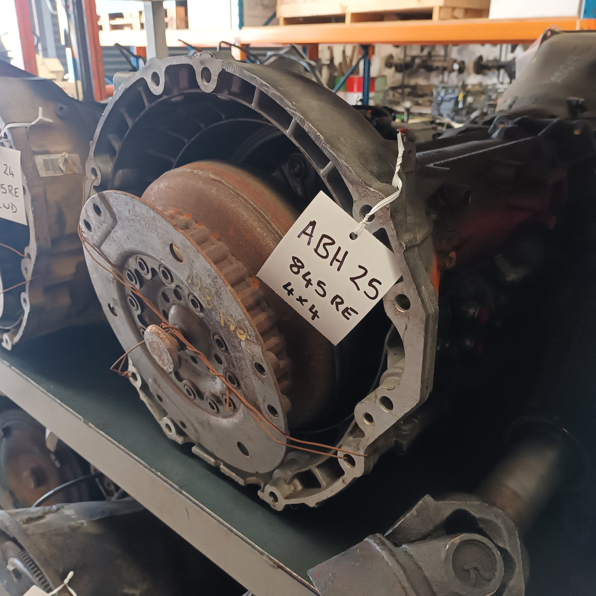 TRANSMISSION ZF 845RE 4X4 USED IN REBUILDABLE CNDITION – Silvester V8