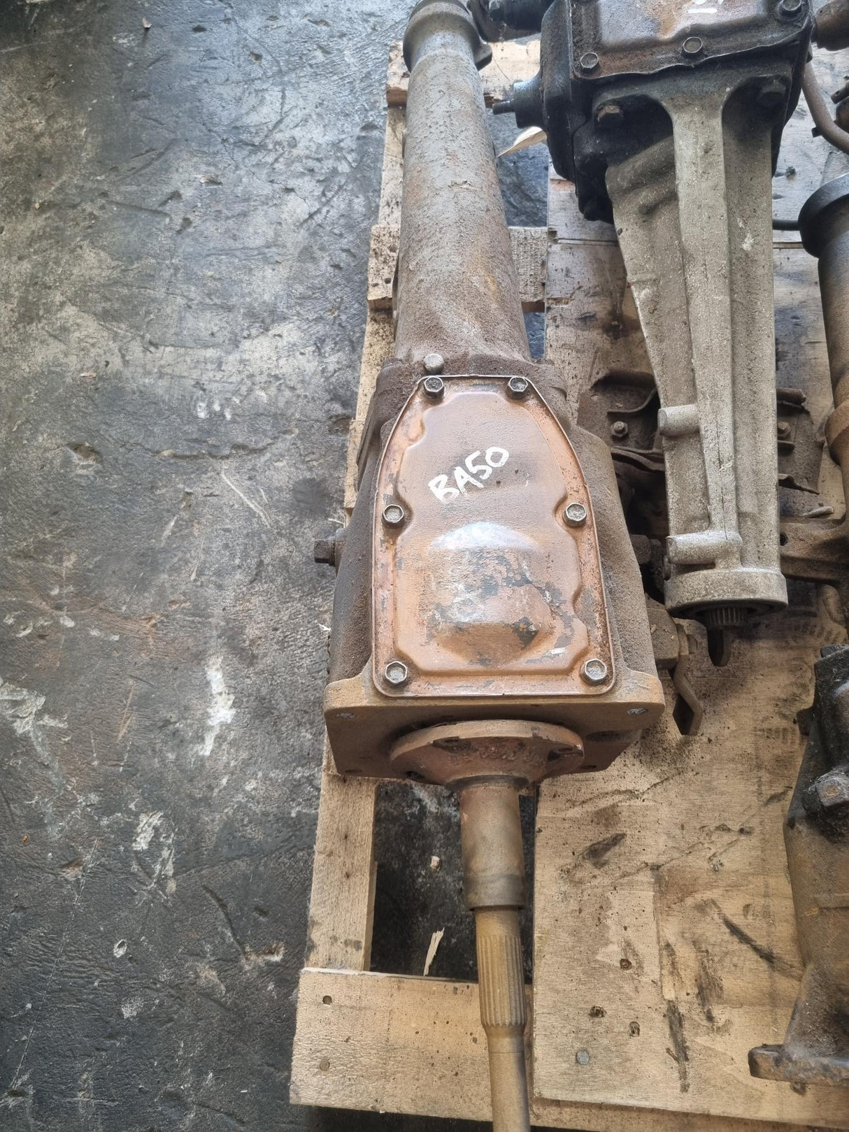 NEW PROCESS A745 MANUAL TRANSMISSION USED IN REBUILDABLE CONDITION