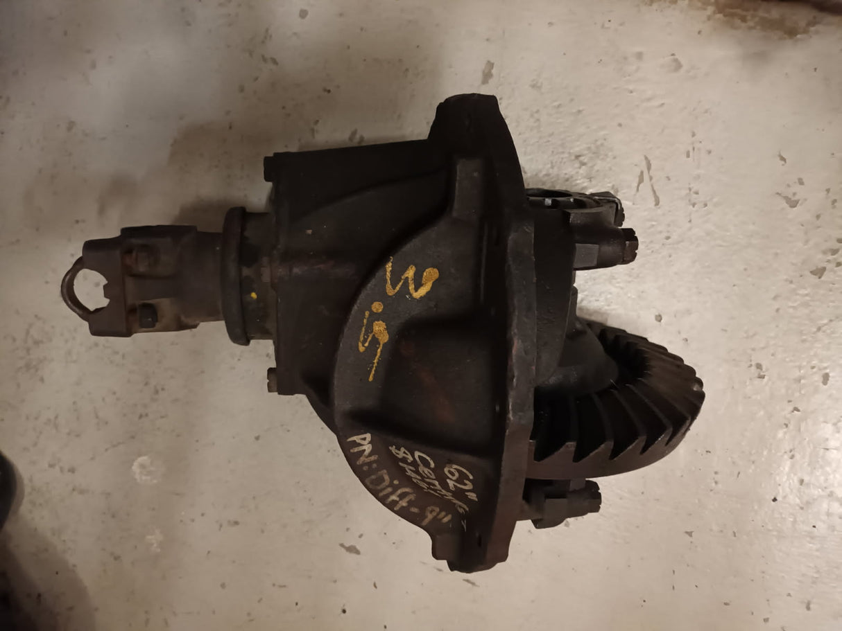 FORD 9" DIFF HEAD ONLY . 3.50-1 RATIO. ID TAG WEVAJ24J04   30095704B