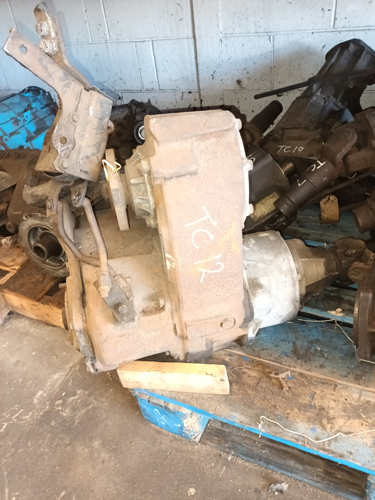 TRANSFER CASE NEW PROCESS 203 2.01-1 RATIO GM & FORD 1973-79