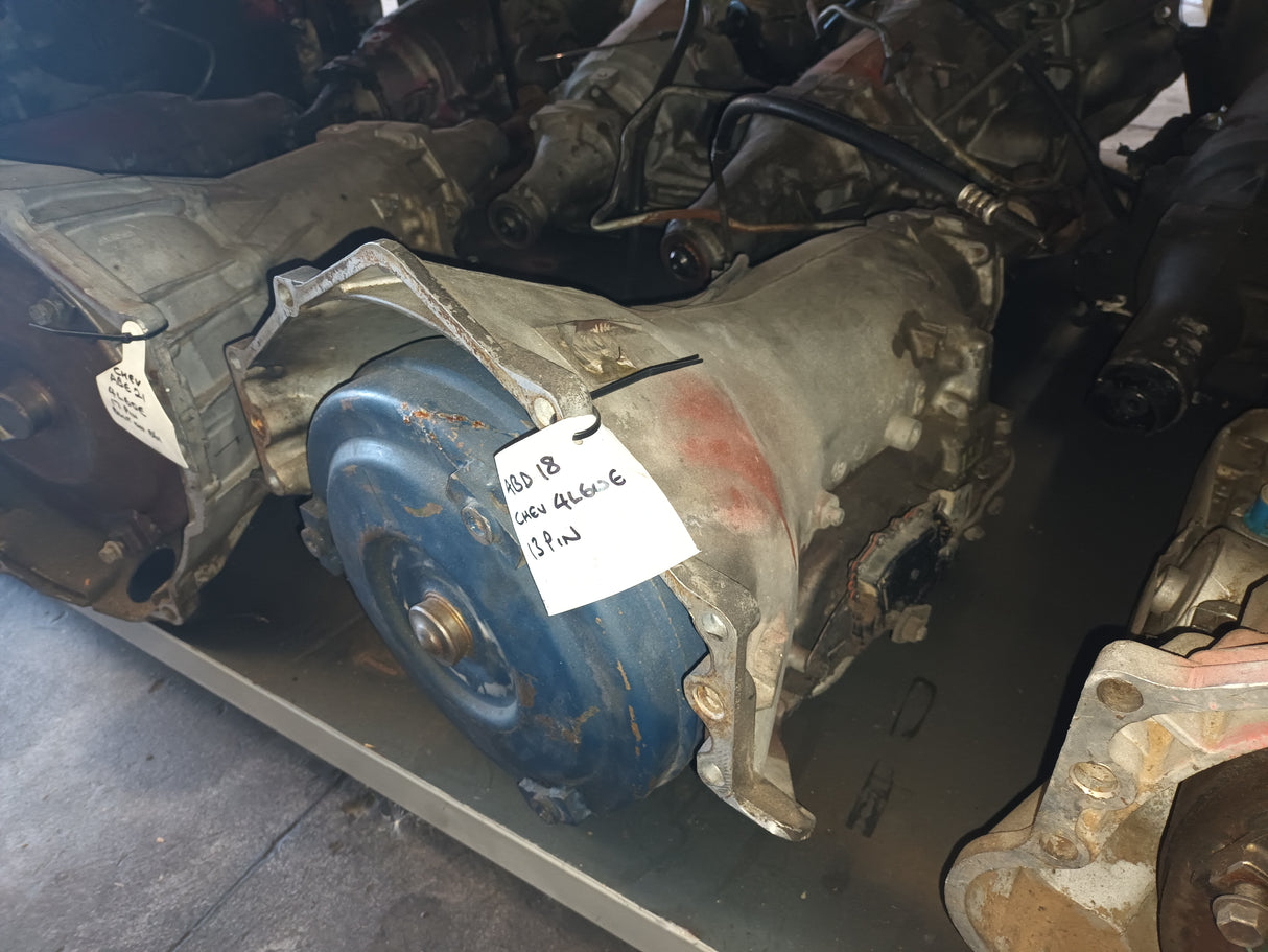 CHEV TRANSMISSION 4L60 2WD IN REBUILDABLE CONDITION.