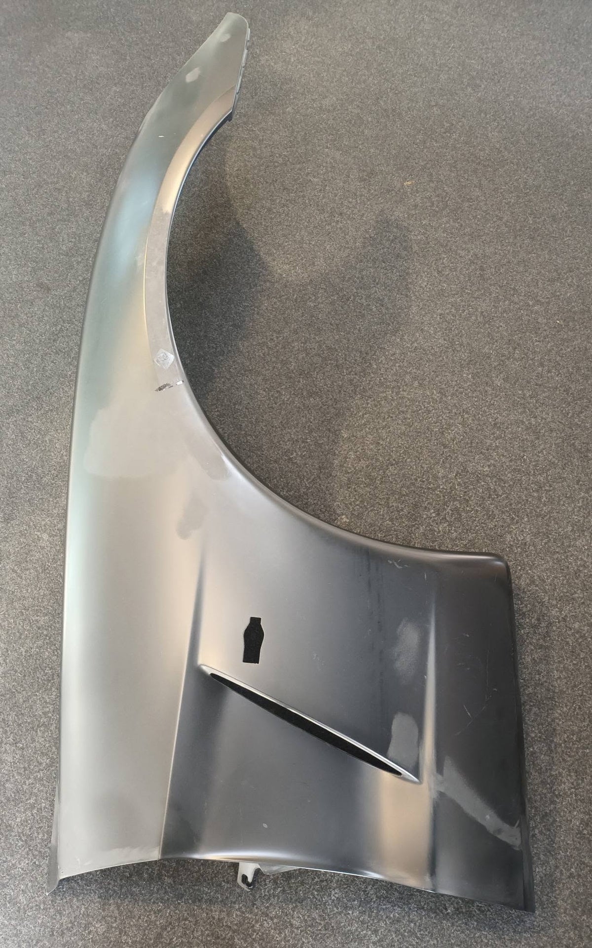 FENDER SHELL FRONT GUARD RF CORVETTE C6 2005-09